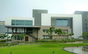 Magnet Corporate Park, Ahmedabad: Location and Connectivity