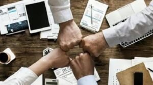 Partnership Business Advantages and Disadvantages